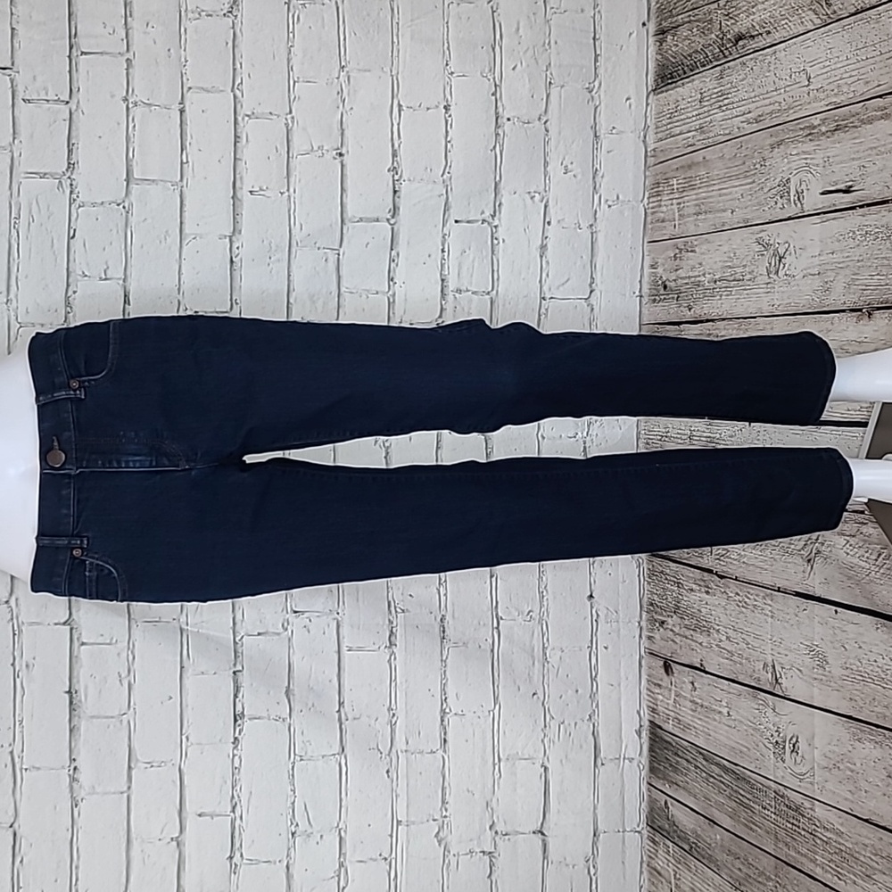 Ann Taylor Loft Classic Modern Straight Leg Fit Low-Rise Jeans in Dark Blue Wash